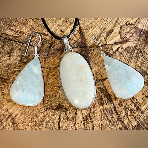 Pale Blue Green Hemimorphite Pendant & Earrings - Picture 5 of 10